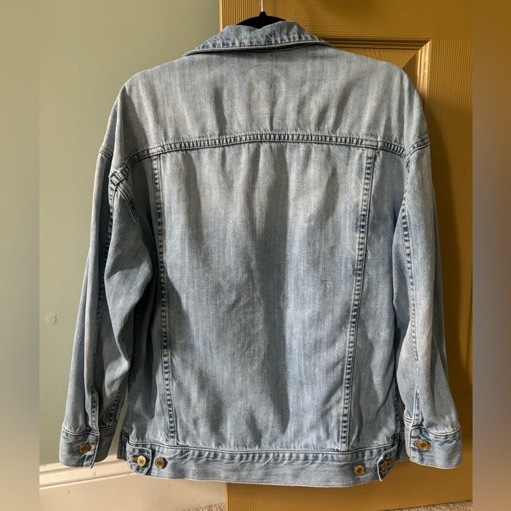 Michael Kors Light Wash Denim Jacket size Small - Picture 3 of 10